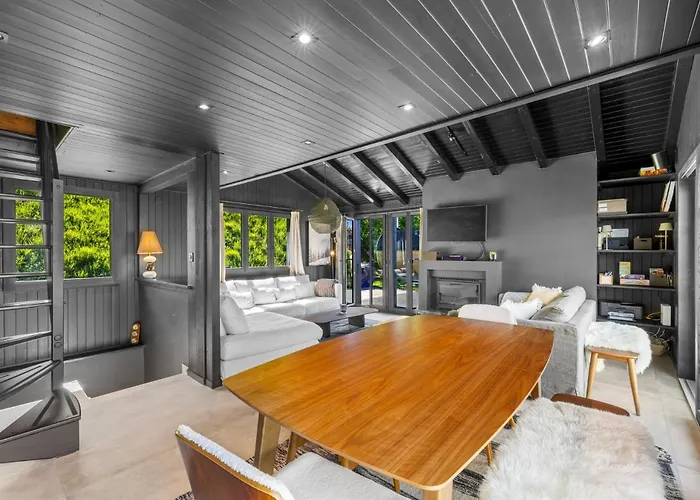 Kool - 8 Pers - Vue, Charme Et Confort Chalet Fey (Nendaz)