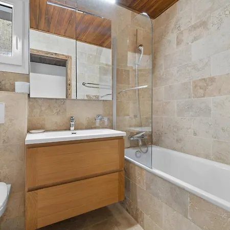 Kool - 8 Pers - Vue, Charme Et Confort *